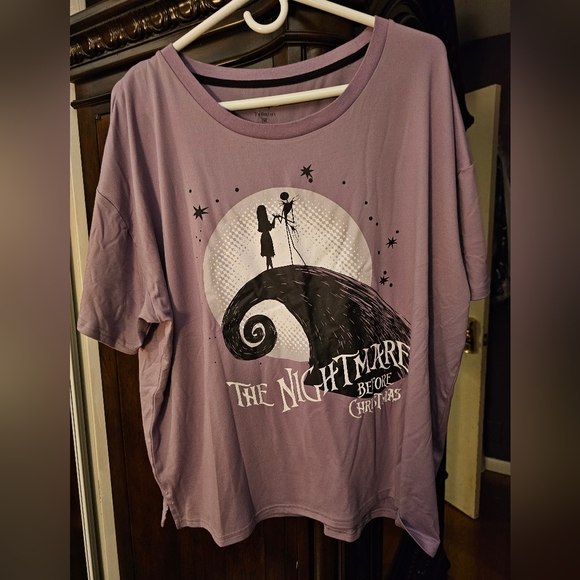 Disney's Nightmare Before Christmas Pajama Set size L Used Excellent condition - Picture 4 of 11